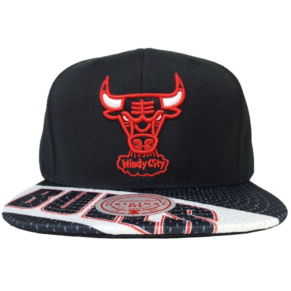 Chicago Bulls Mitchell & Ness NBA Snapback Hat Cap 3D Logo Jersey Bill Black NWT